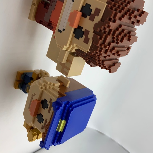 Funko Disney Wreck-It Ralph and Fix it Felix Summer Convention Figures Set of 2 - Picture 12 of 14